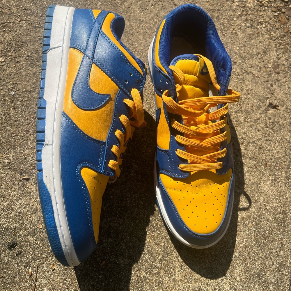 Nike Ucla Dunks Sneakers